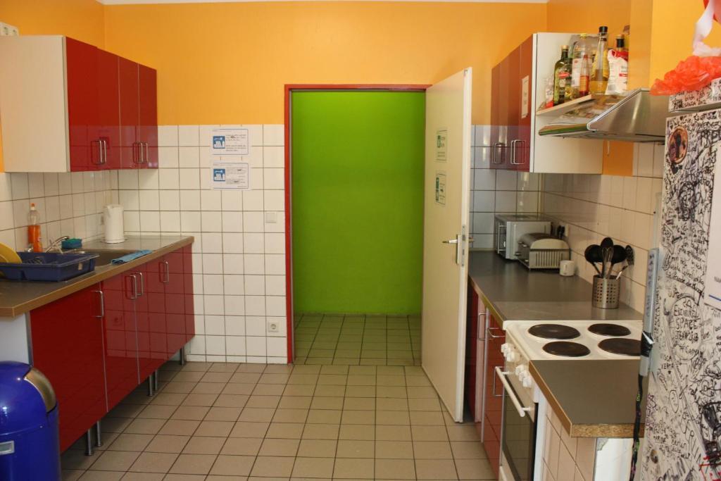 Baxpax Kreuzberg Hostel Берлин Экстерьер фото